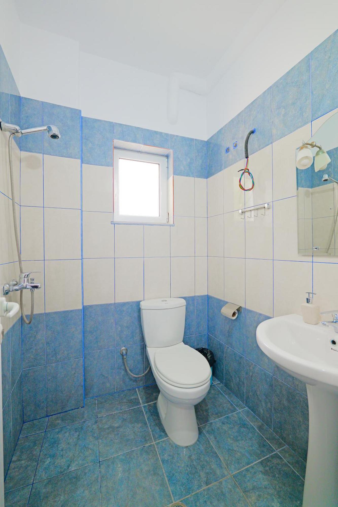 Vila Marina Apartments Sarandë エクステリア 写真