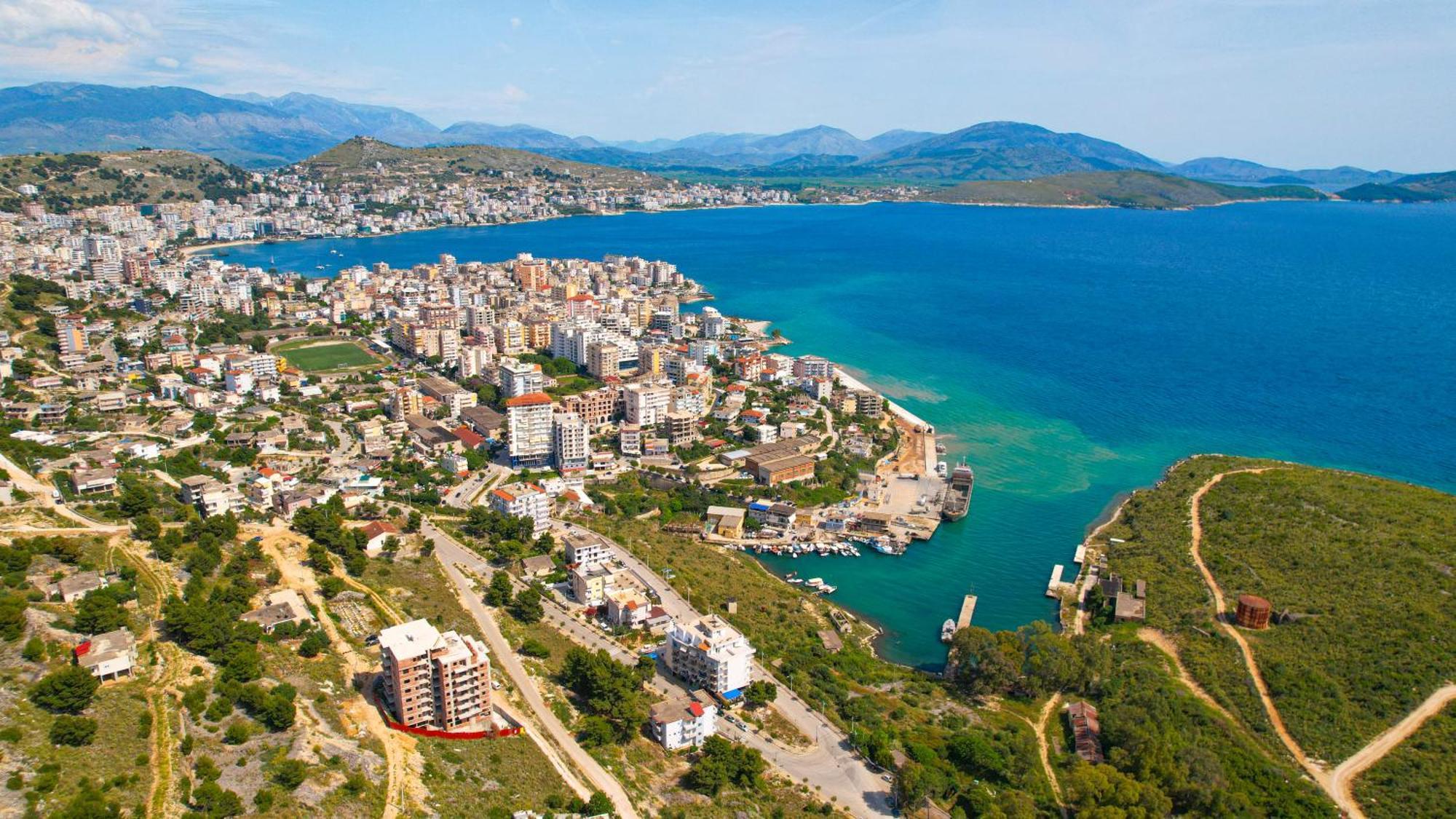 Vila Marina Apartments Sarandë エクステリア 写真