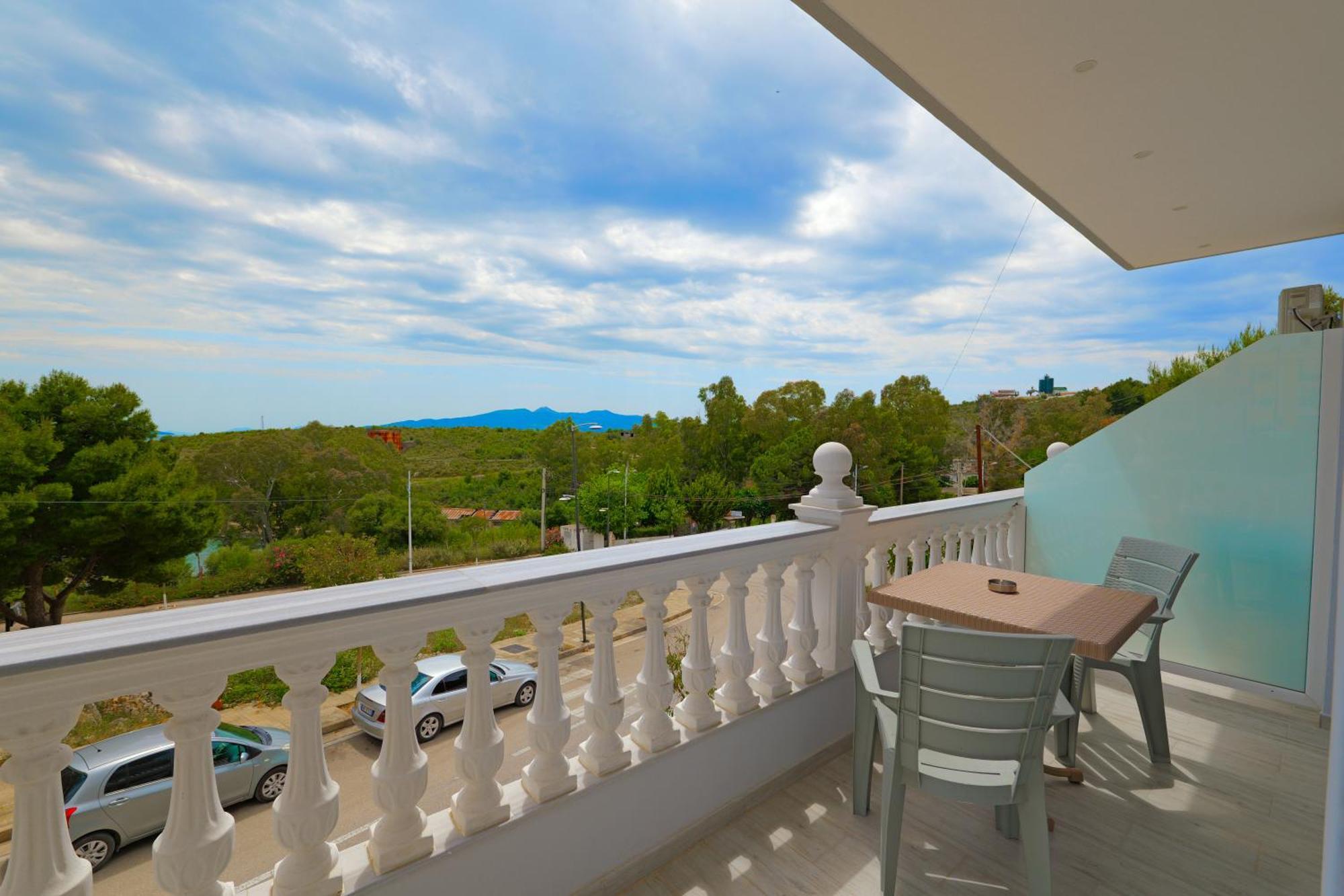 Vila Marina Apartments Sarandë エクステリア 写真