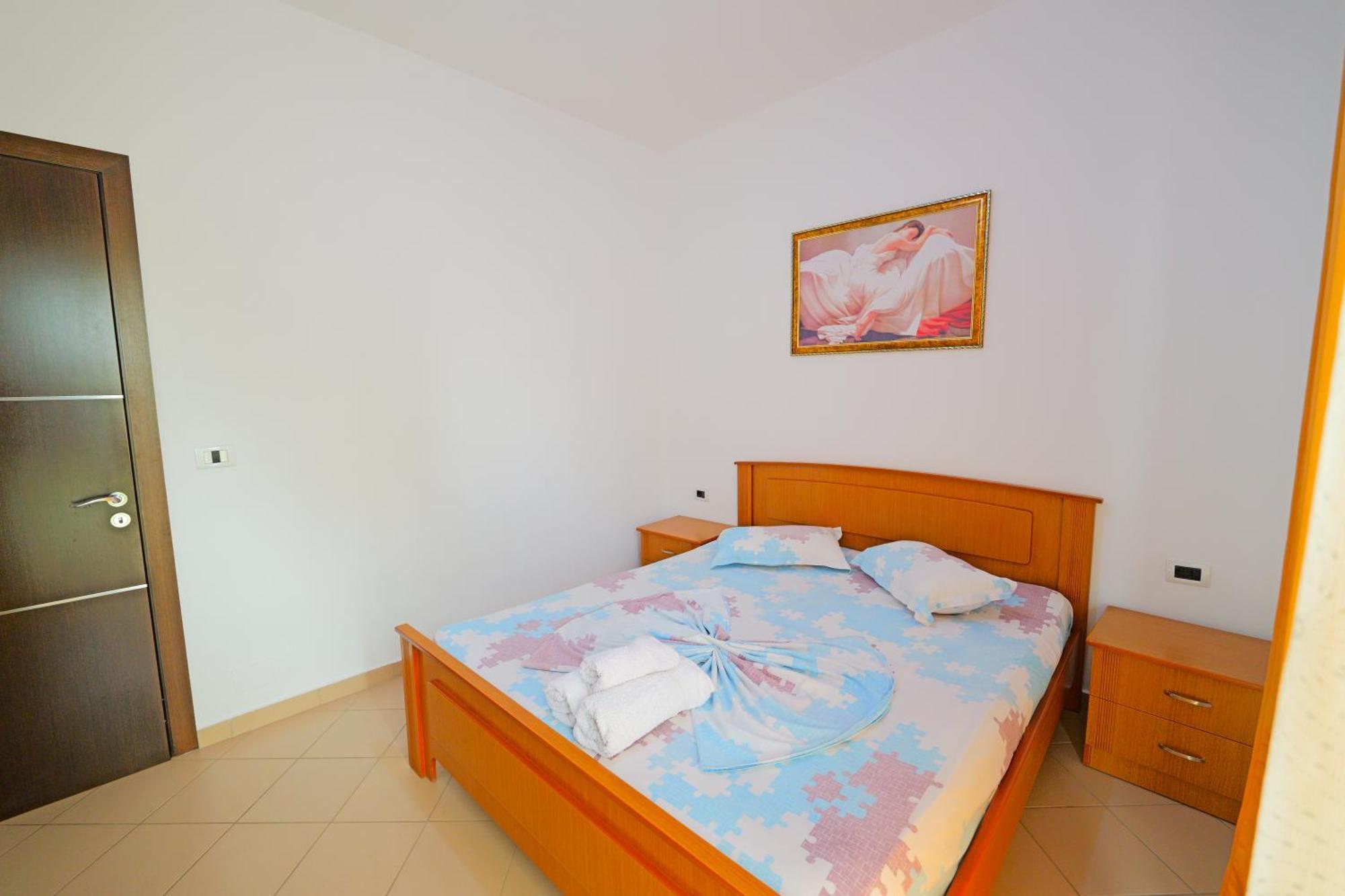 Vila Marina Apartments Sarandë エクステリア 写真